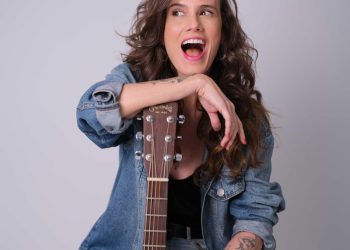 Ana Cañas apresenta o show “Vida Real” no Projeto Seis e Meia Recife