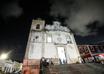 Em Olinda, governadora Raquel Lyra assina ordem de serviço para restauração da Igreja de São Pedro Mártir de Verona