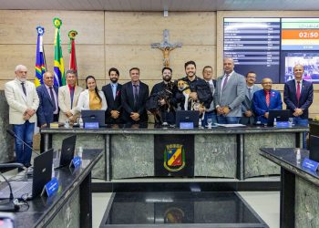 Câmara de Vereadores de Caruaru concede Voto de Aplauso por ação em defesa da adoção animal