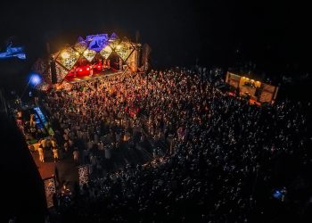 Fernando de Noronha confirma festa de Réveillon com 3 dias de programação aberta ao público