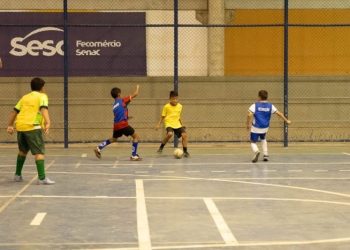 Sesc tem vagas gratuitas para aulas de futsal, em Caruaru