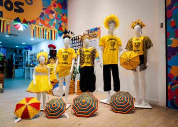 Camisetas de Pitombeira, Homem da Meia-Noite e Amantes de Glória estão à venda na Loja Artesanato de Talentos no RioMar