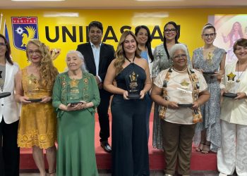 Prêmio Ser Mulher Destaque homenageia personalidades femininas de Caruaru