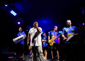 Festa paulistana Pagodom estreia no Recife com casa cheia