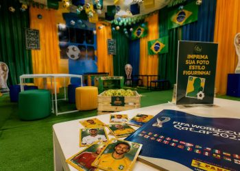 Shopping Difusora entra no clima da Copa do Mundo com confecção gratuita de figurinhas personalizadas
