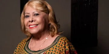 UFPE concede título de Doutora Honoris Causa à cantora e compositora Anastácia