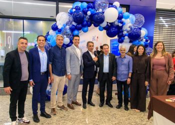 Rodrigo Pinheiro recebe ministro Luiz Marinho na inauguração da AeC e destaca geração de 1.000 empregos em Caruaru