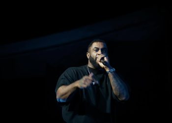 Baco Exu do Blues apresenta turnê ‘HASOS’ no Recife