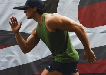 Depois de viajar pelo mundo, Sport Company volta para casa com a coleção Essência
