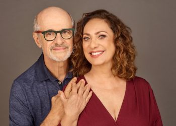 Eliane Giardini e Marcos Caruso trazem peça no Teatro Luiz Mendonça, no Recife