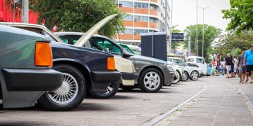 3º CarFest Classics reúne apaixonados por carros antigos em Caruaru