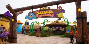 Beto Carrero World inaugura Vila da Galinha Pintadinha