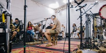 Do pandeiro de Caruaru ao palco do Rock in Rio: Ivison Santos vive um dos maiores momentos da carreira
