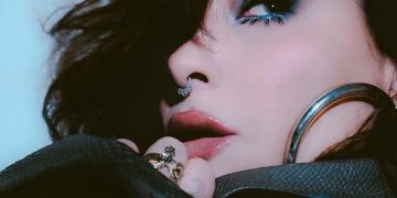 Pitty apresenta nova turnê no Classic Hall em novembro; ingressos já estão à venda