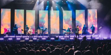Victor & Leo celebram trajetória com show de sucesso no Classic Hall