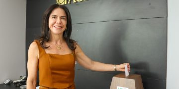 Danielle Lago é eleita presidente da Acic